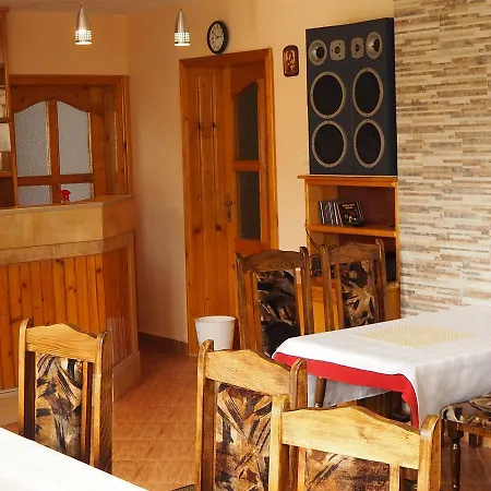 Konukevi орбелус *